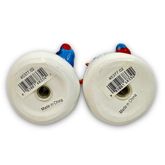 Ceramic Snowman Salt and Pepper Shakers Winter Christmas Kitchen Accents 4 Inch - Picture 4 of 4